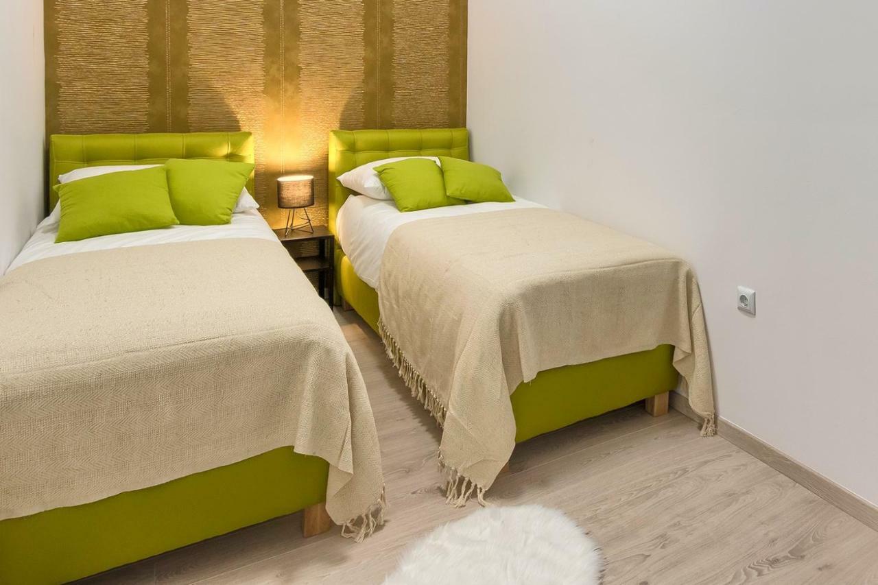 Hedone Luxury Apartment With Free Parking Pula Exterior foto